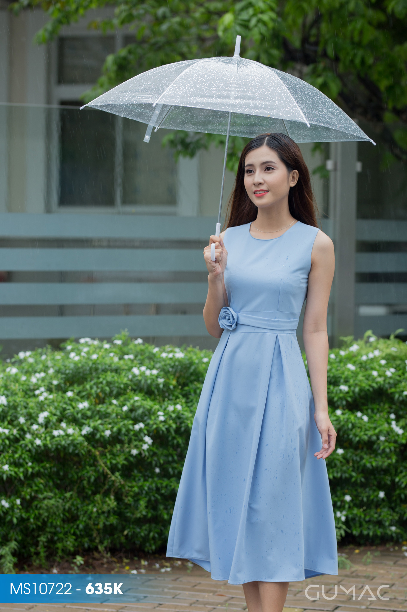 Những chiếc đầm dài quá gối