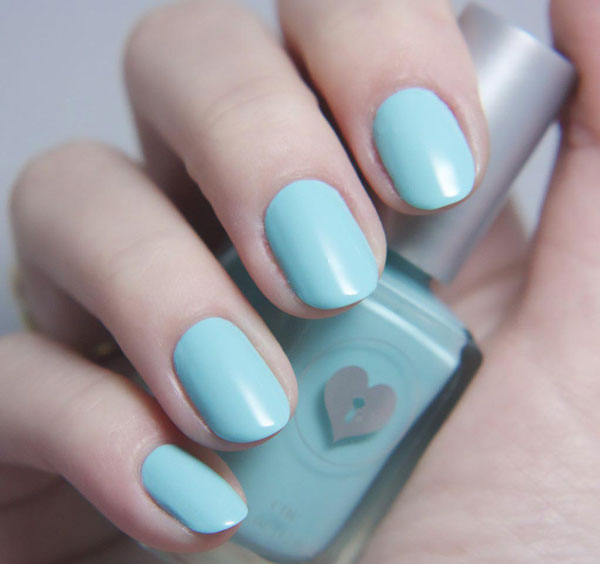 Màu nail tinh tế 