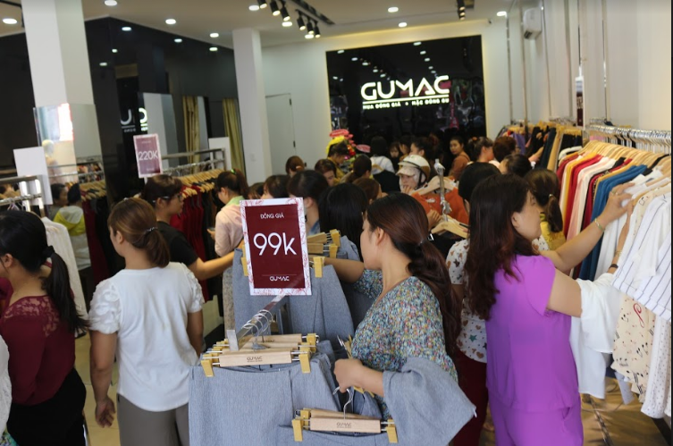 Thời trang hiện đại ấn tượng GUMAC