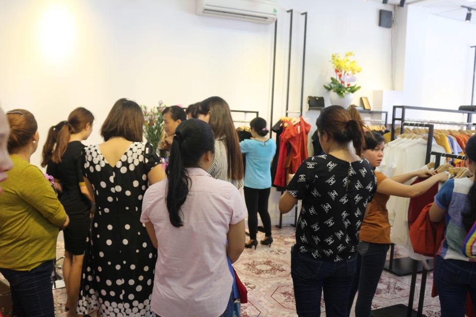 Thời trang công sở GUMAC